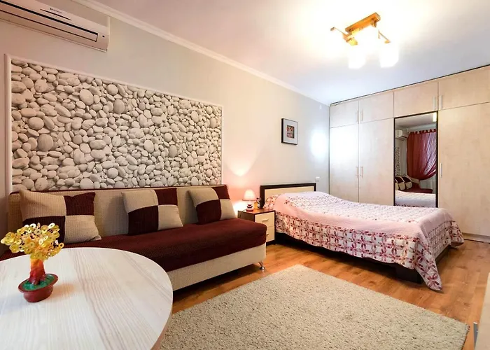 Nadezhda Apartments On Abay Avenue 59